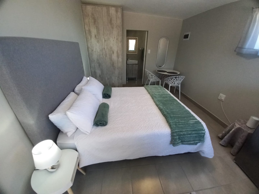 5 Bedroom Property for Sale in Dana Bay Western Cape